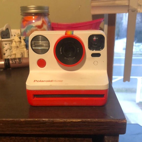 Polaroid - Appareil photo instantané Go rouge | Urban Outfitters FR